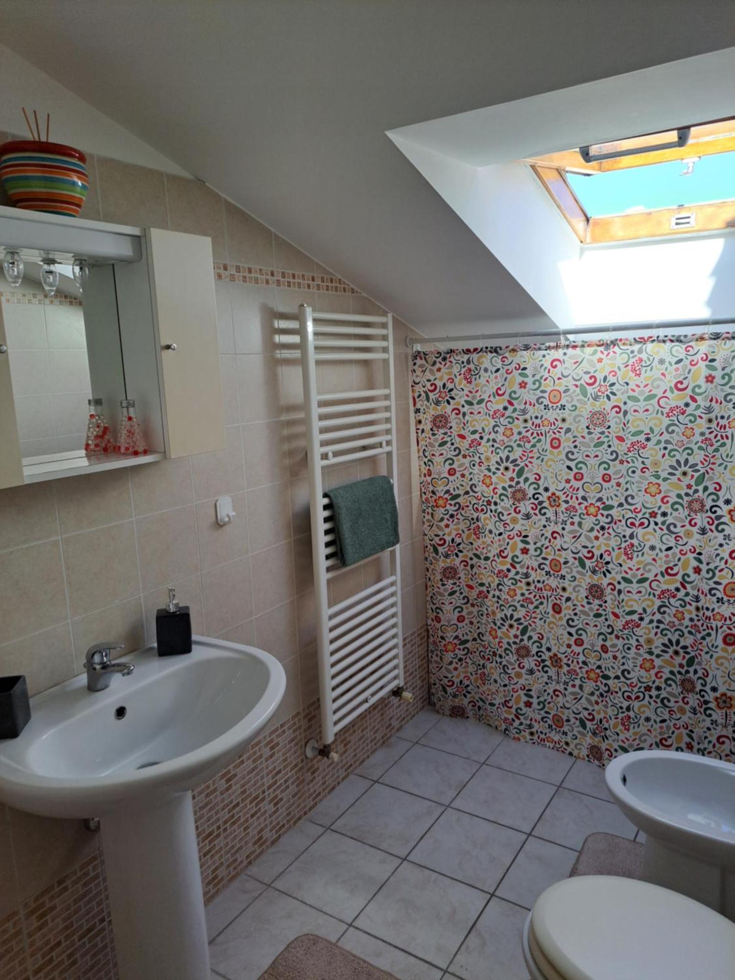 Ferienwohnung Mansarda Di Grazy Città Sant'Angelo Exterior foto